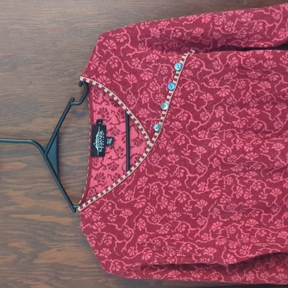 Icelandic Designs Red Thick Warm Slightly Cropped Beautiful Sweater Size Large - Picture 2 of 7